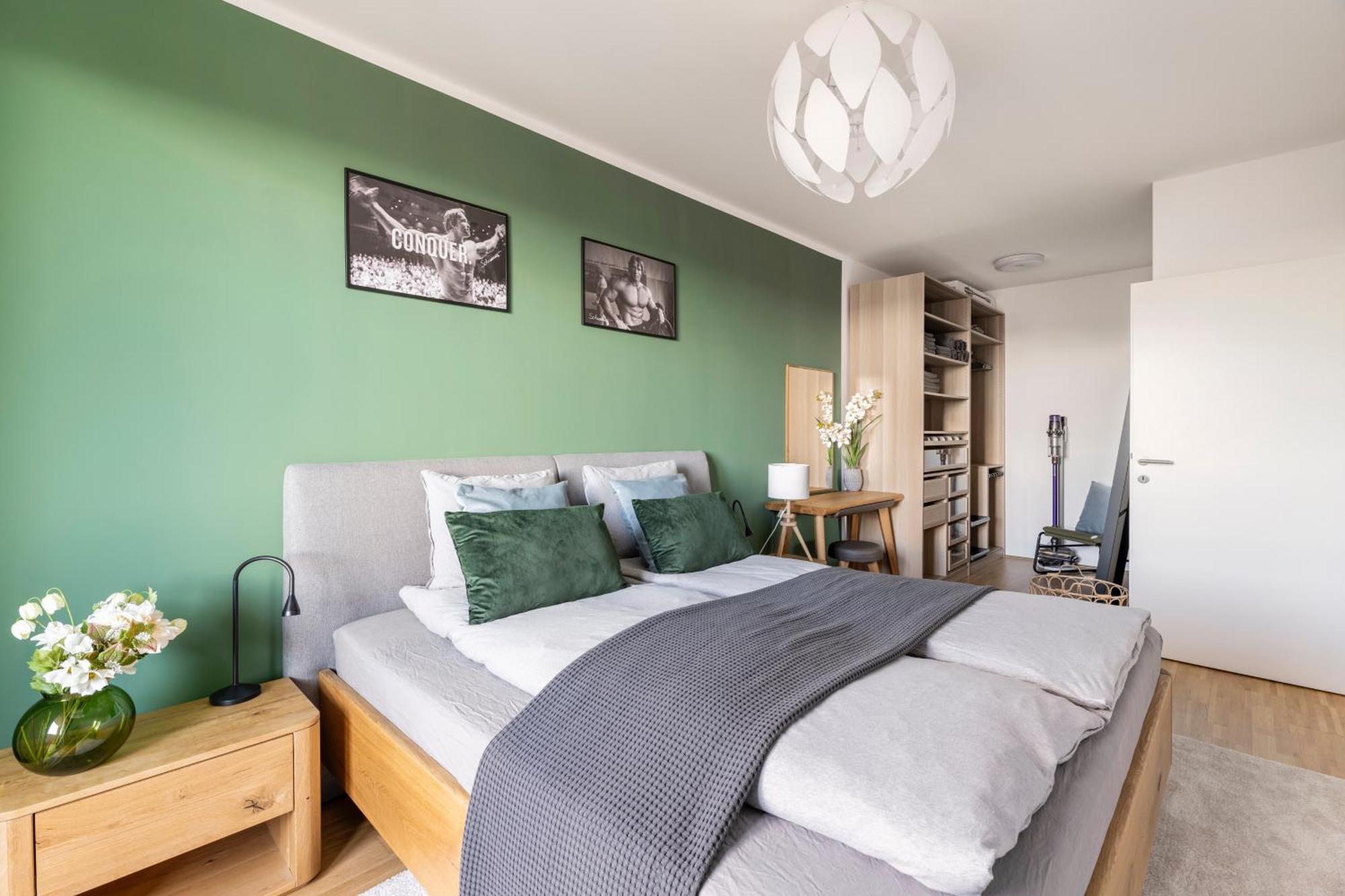 Edler Wohnraum Panoramablick 3 Sz Boxspringbetten, E-Ladestation, Kaffeevollautomat, Klima, Lift, Terrasse & 2Xtg غراتس المظهر الخارجي الصورة